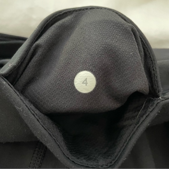 lululemon High-Rise Legging 21” - Picture 10 of 10